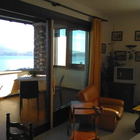 L'incantesimo Del Lago Апартаменты